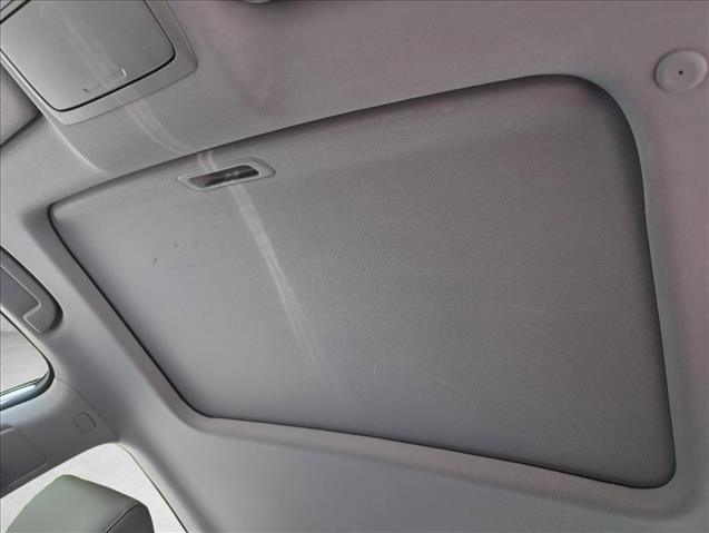 Used 2018 Honda Accord Touring image 16