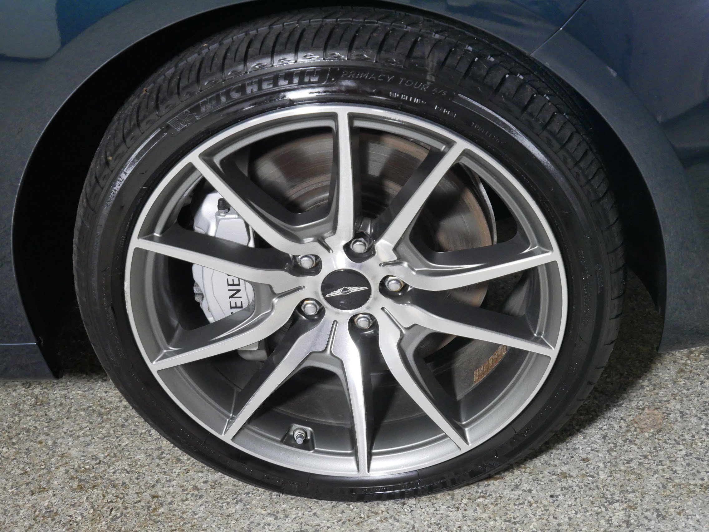 Used 2024 Genesis G70 2.5T AWD/4WD image 15