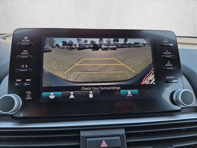 Used 2018 Honda Accord Touring image 14