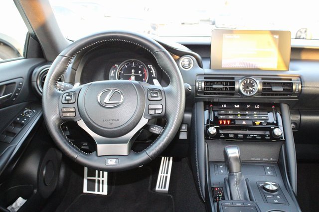 Certified 2025 Lexus IS 350 F Sport image 11