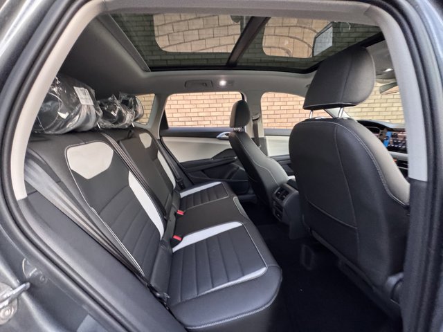 New 2025 Volkswagen Taos SEL image 11