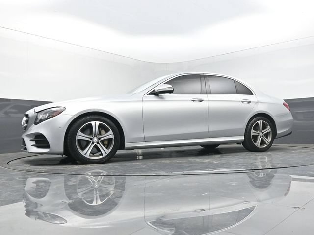 Used 2017 Mercedes-Benz E 300 4MATIC image 43