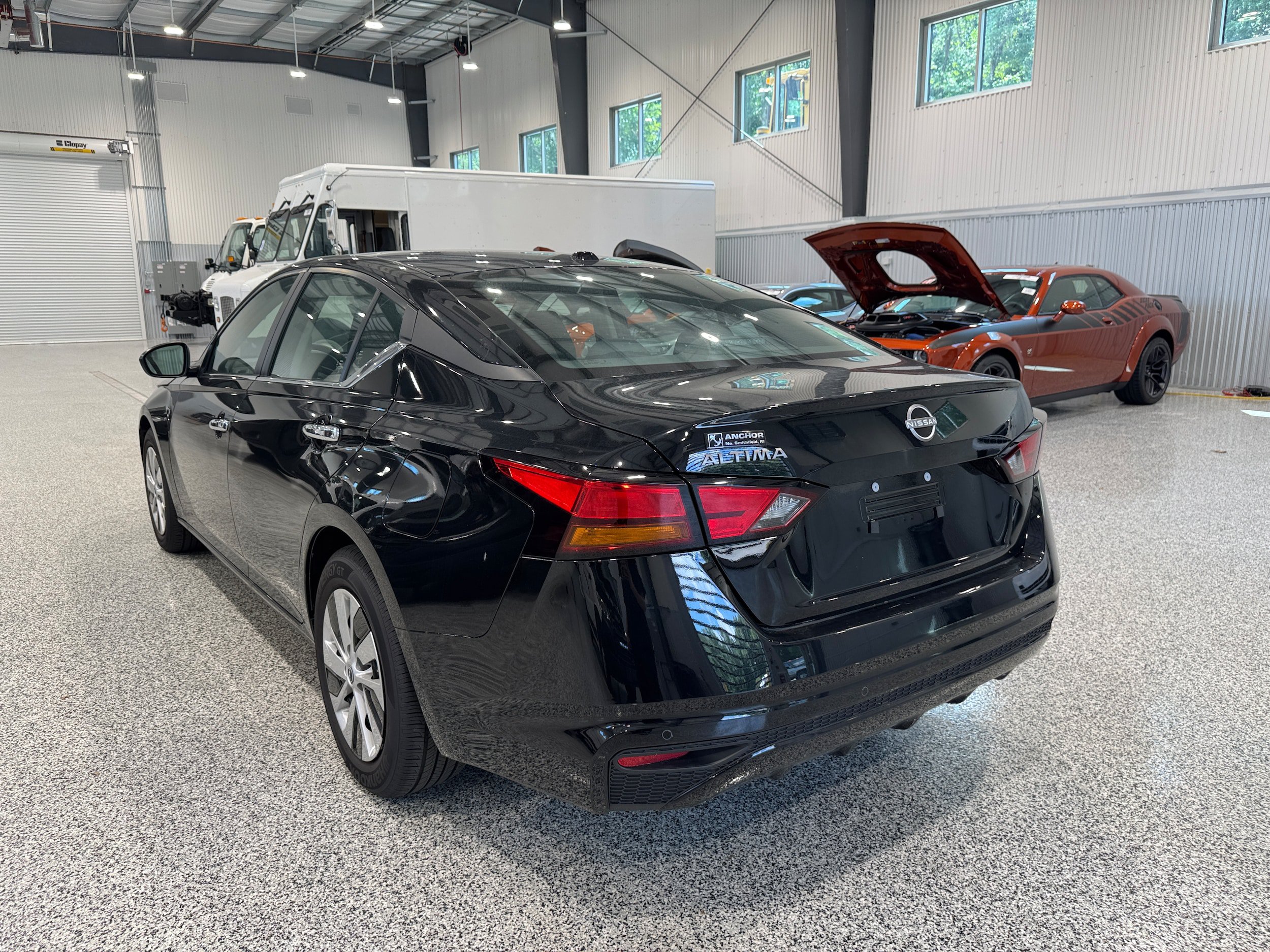 Used 2025 Nissan Altima 2.5 S FWD image 6