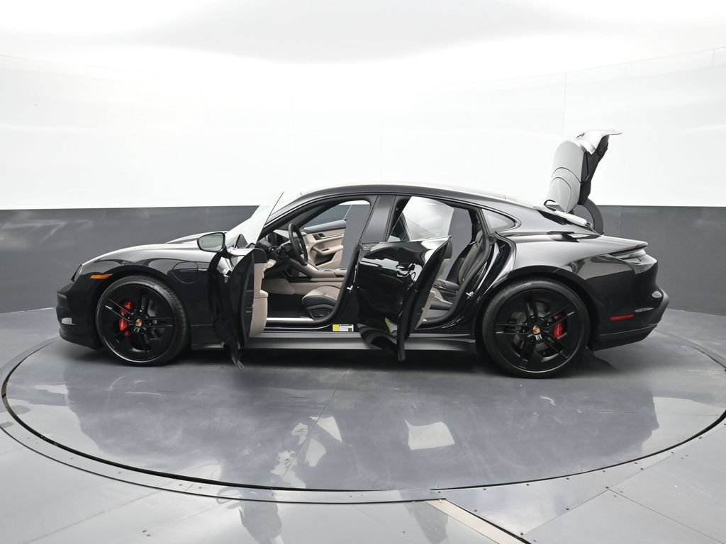 New 2026 Porsche Taycan 4S AWD/4WD image 31
