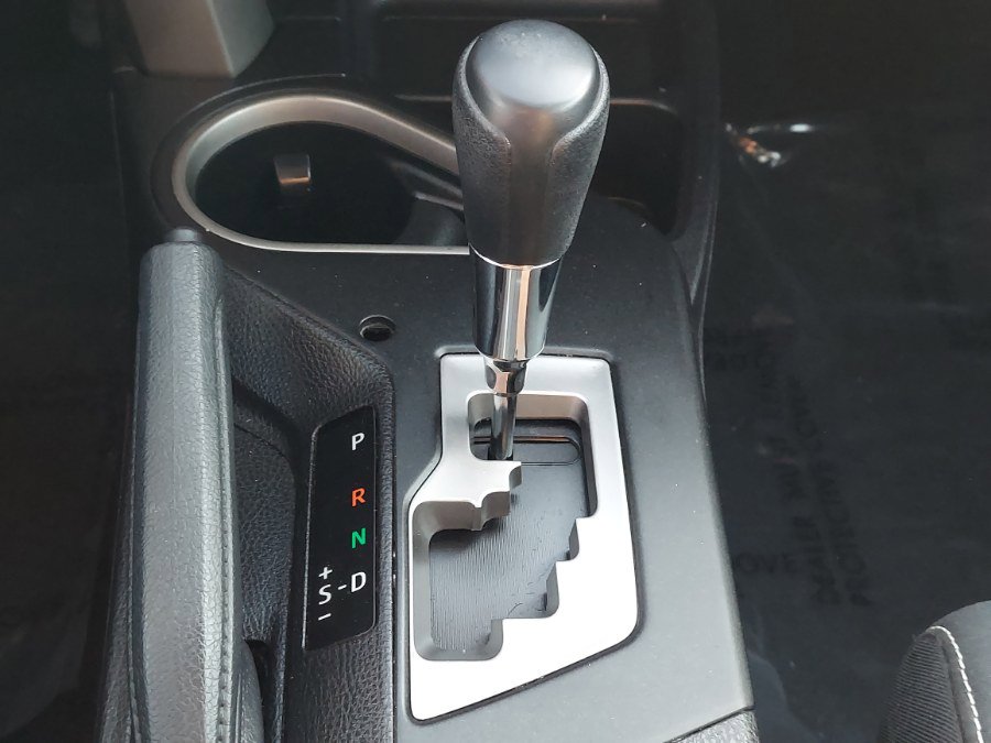 Used 2016 Toyota RAV4 XLE AWD/4WD image 14