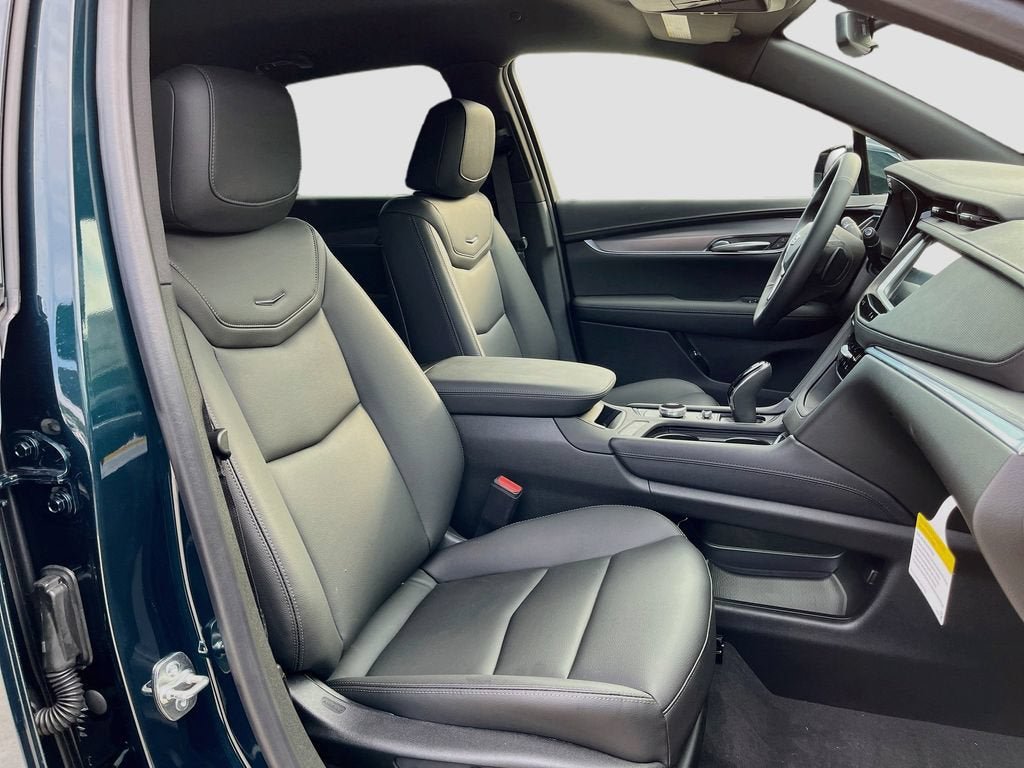 New 2026 Cadillac XT5 Luxury AWD/4WD image 32