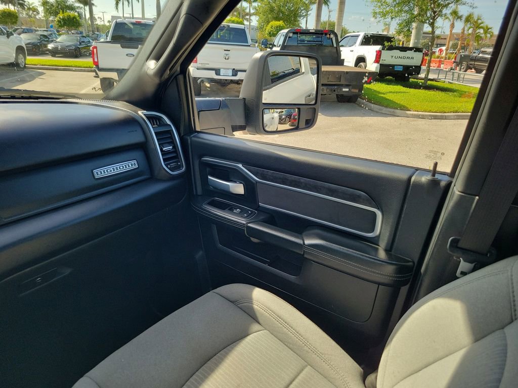 Used 2024 RAM 3500 Big Horn image 22