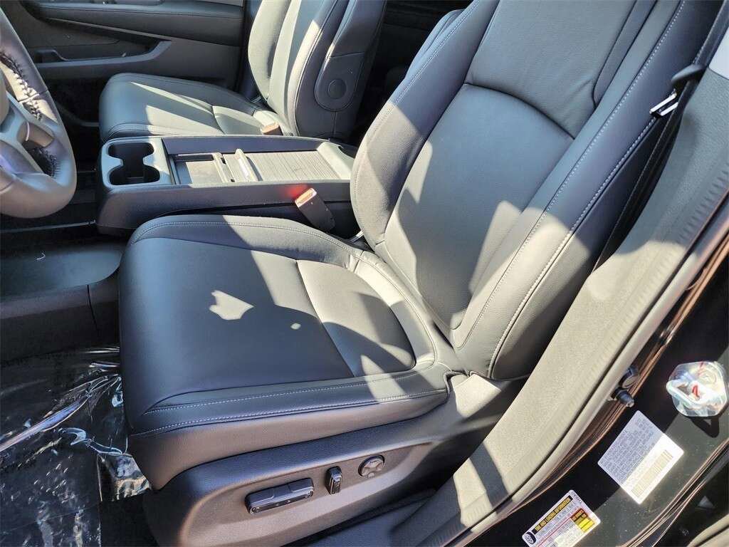 Certified 2024 Honda Odyssey EX-L image 22