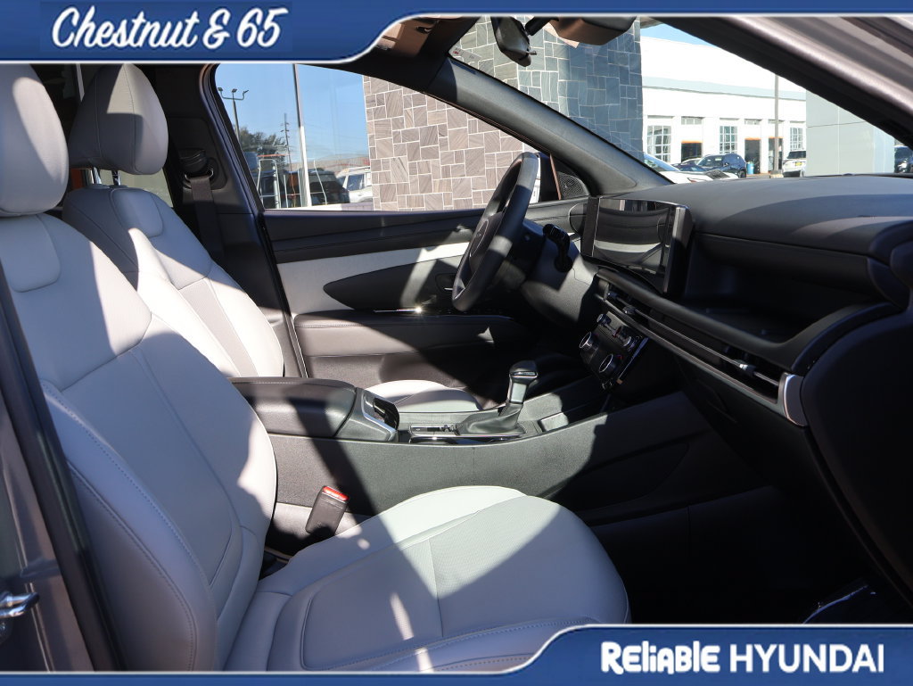 Certified 2025 Hyundai Santa Cruz SEL AWD/4WD image 9