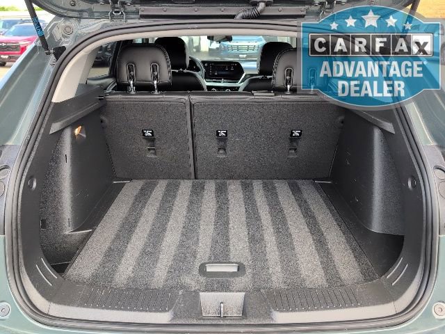 Certified 2025 Chevrolet Trax LT FWD image 9
