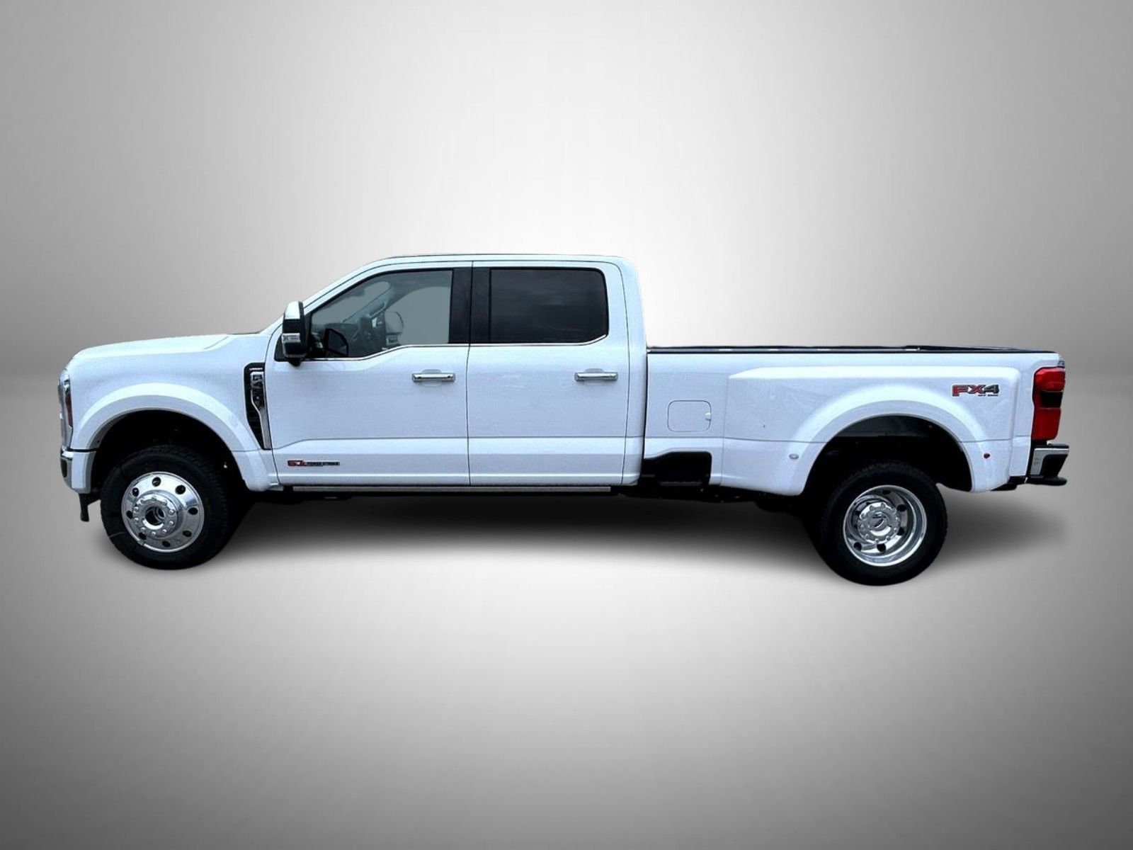 New 2026 Ford F450 Lariat w/ Lariat Ultimate Package image 8