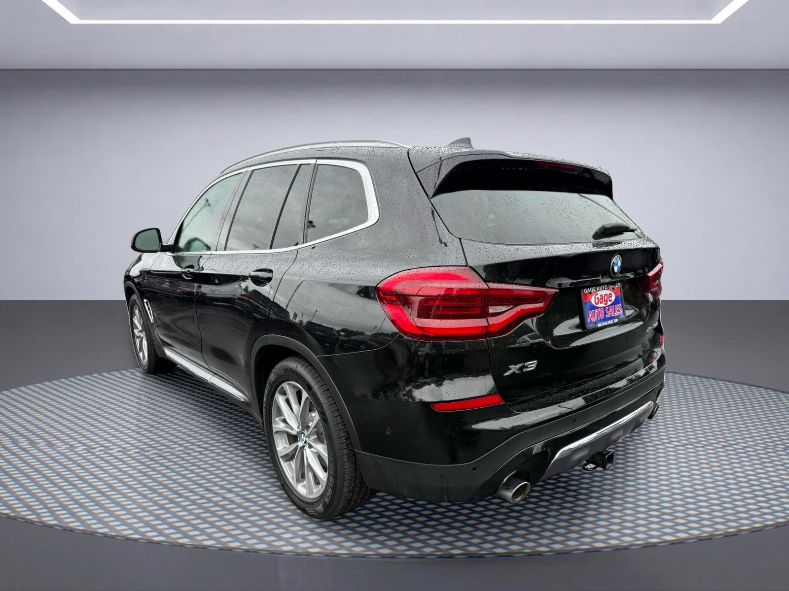 Used 2019 BMW X3 xDrive30i w/ Executive Package AWD/4WD image 4