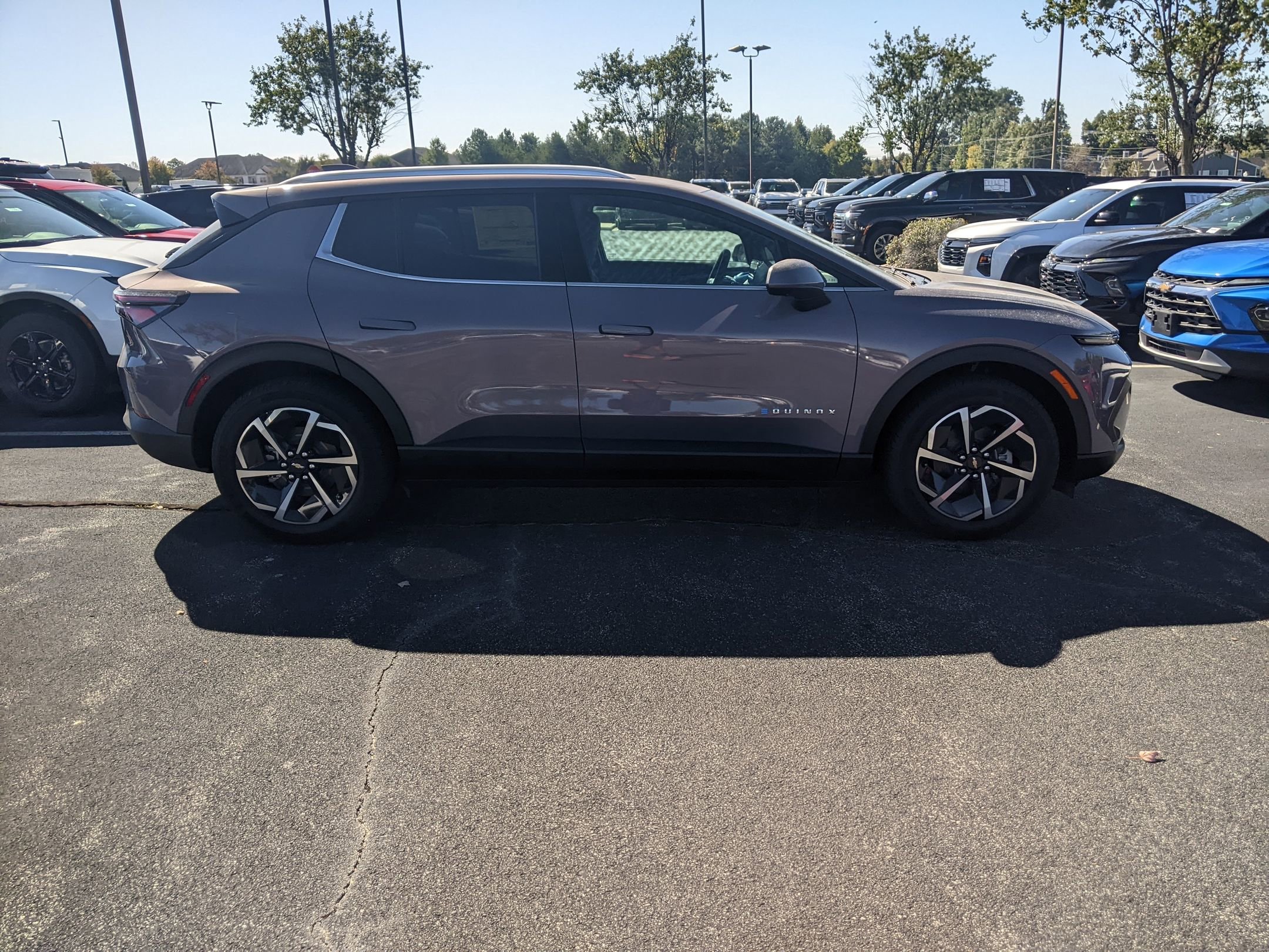 New 2026 Chevrolet Equinox EV LT image 9