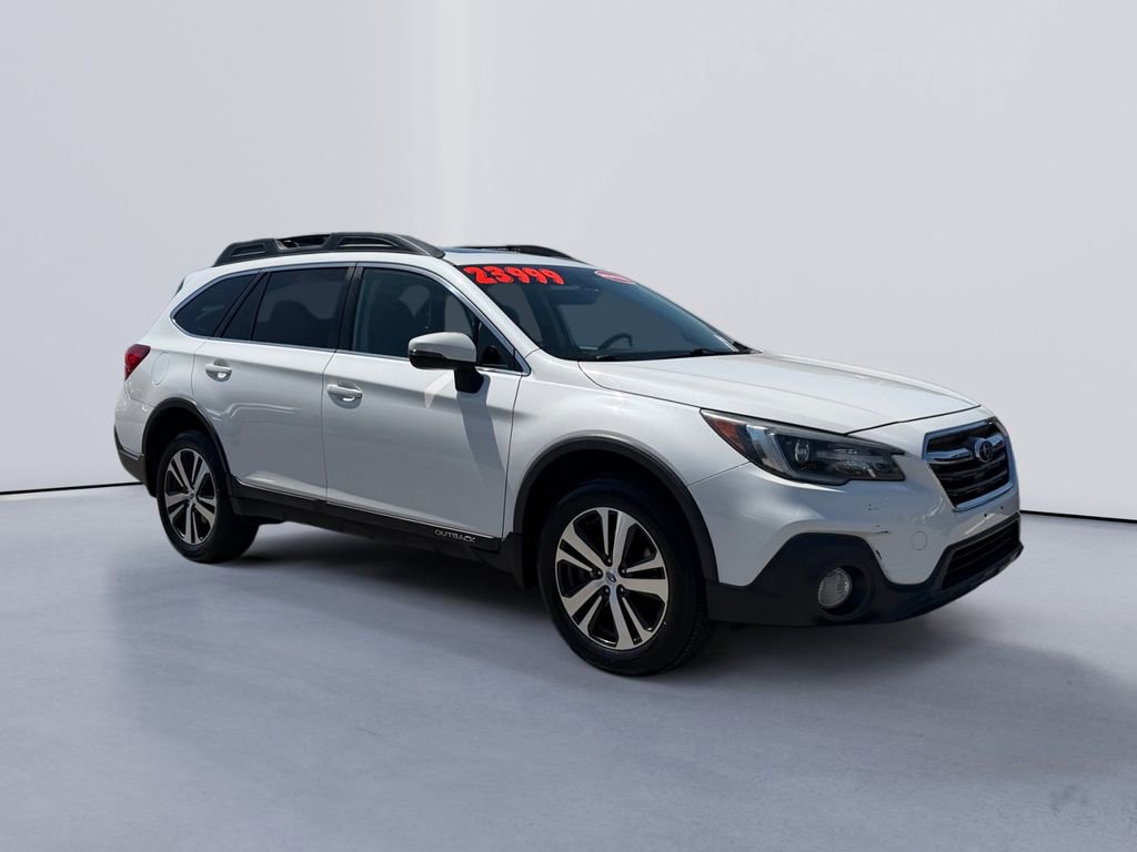 Used 2018 Subaru Outback 3.6R Limited AWD/4WD image 1