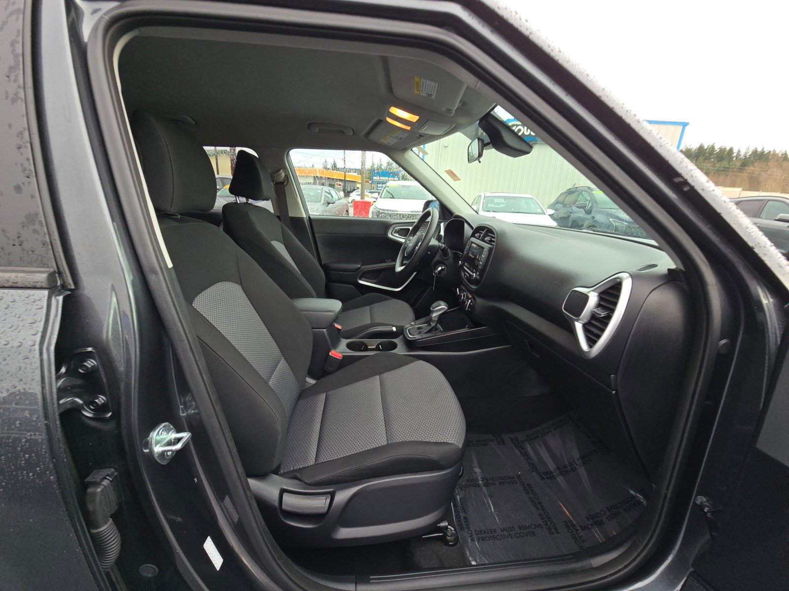 Used 2024 Kia Soul LX w/ Option Group 015 image 10