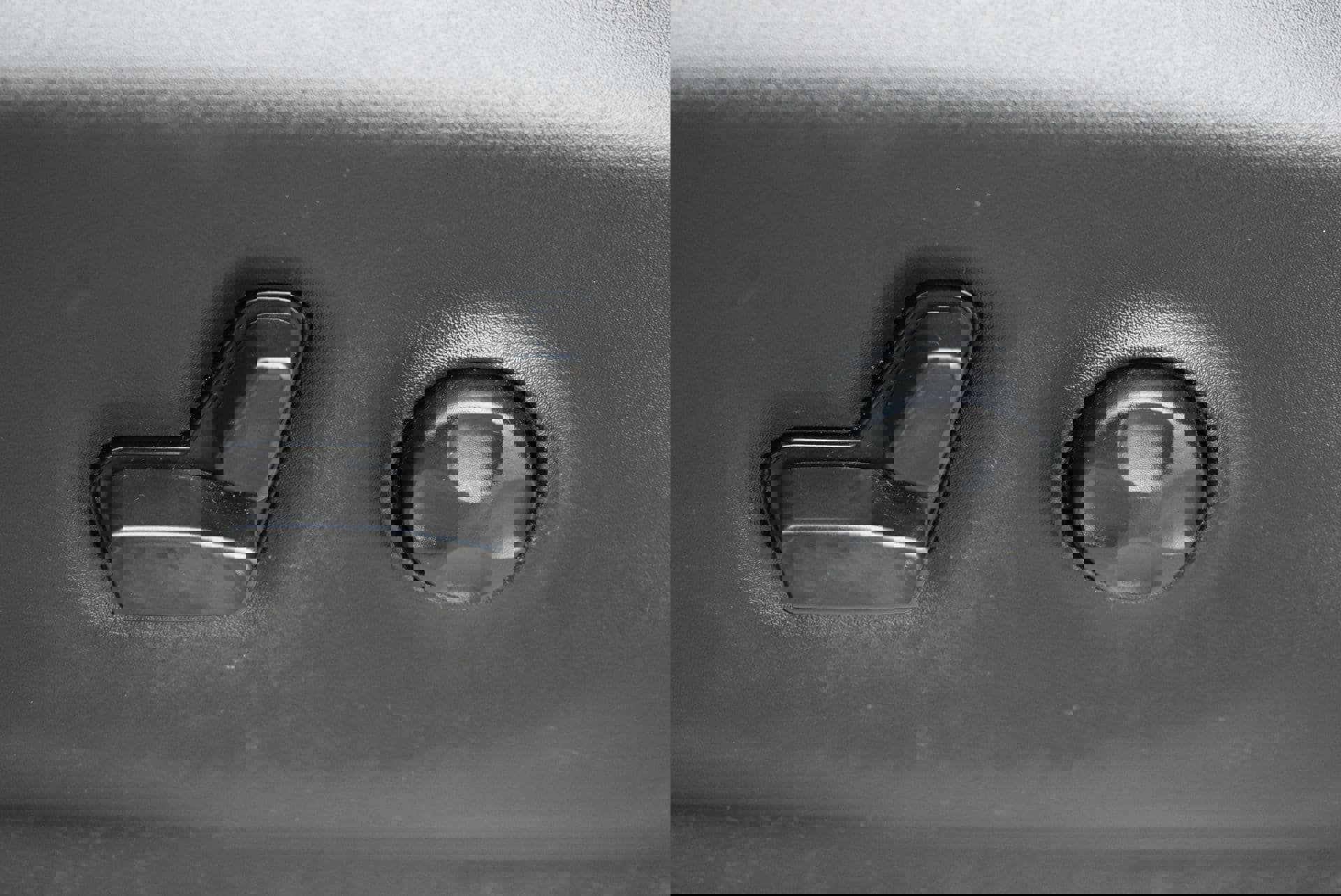 Used 2021 Chrysler Pacifica Touring w/ Cold Weather Group image 14