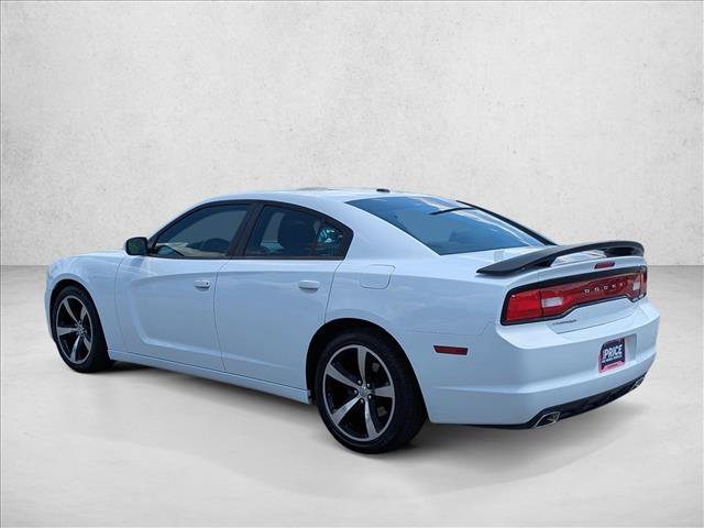 Used 2014 Dodge Charger SXT RWD image 7