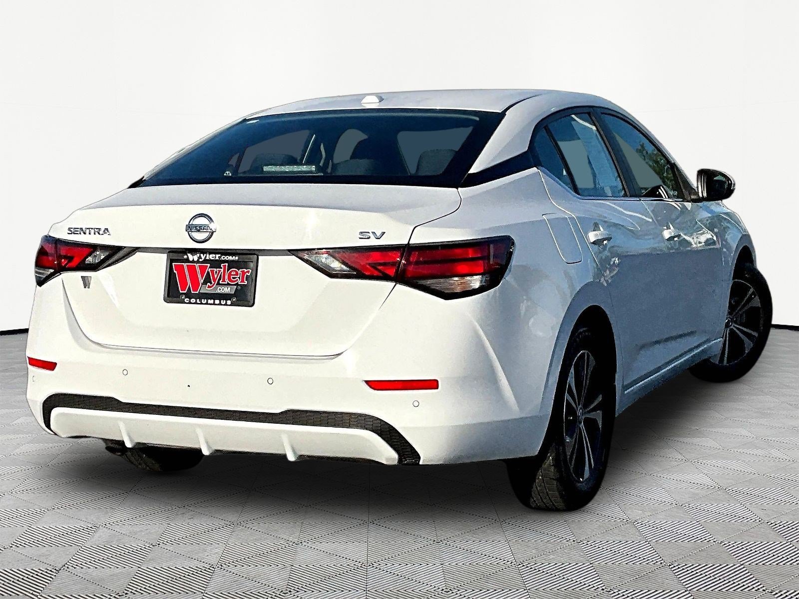 Used 2023 Nissan Sentra SV FWD image 6