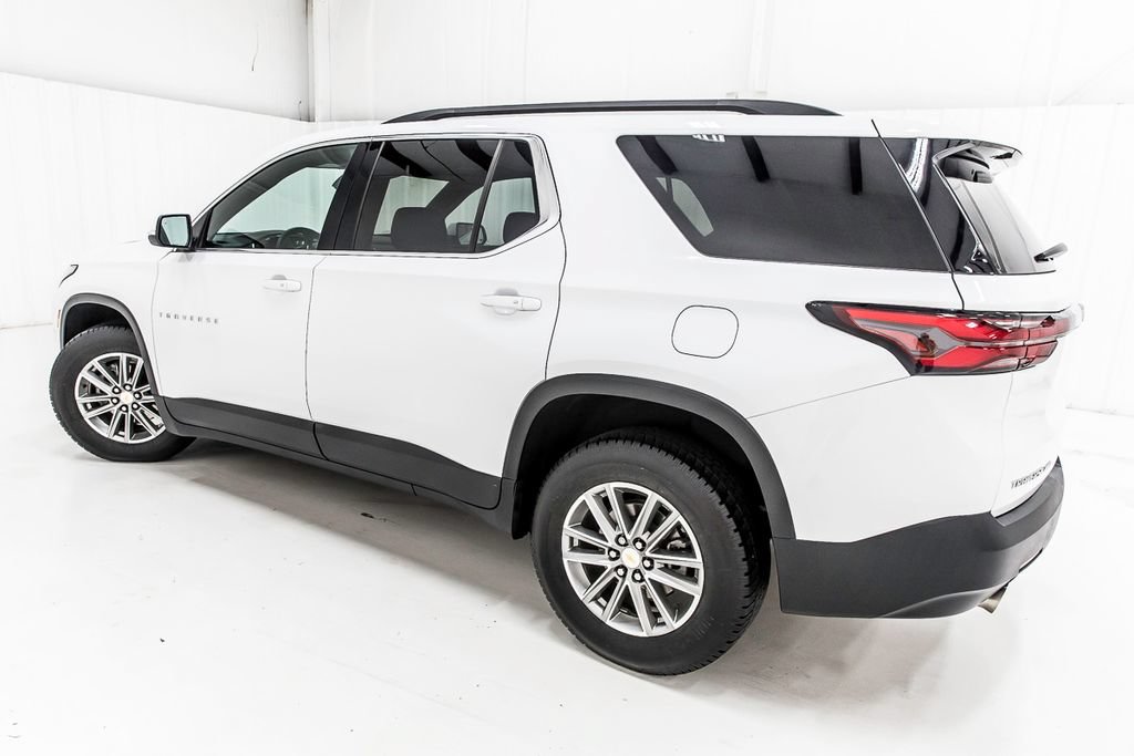 Used 2023 Chevrolet Traverse LT w/ LPO, Floor Liner Package AWD/4WD image 4