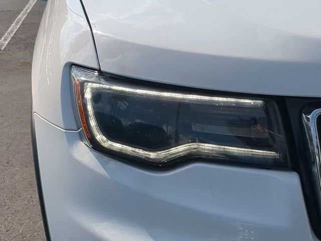 Used 2021 Jeep Grand Cherokee Laredo X image 10