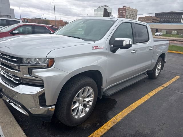 Used 2022 Chevrolet Silverado 1500 LTZ image 2