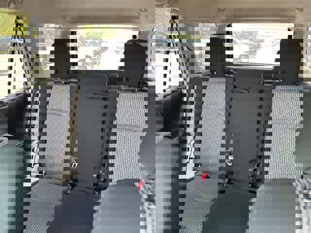 Used 2015 Toyota 4Runner SR5 image 5