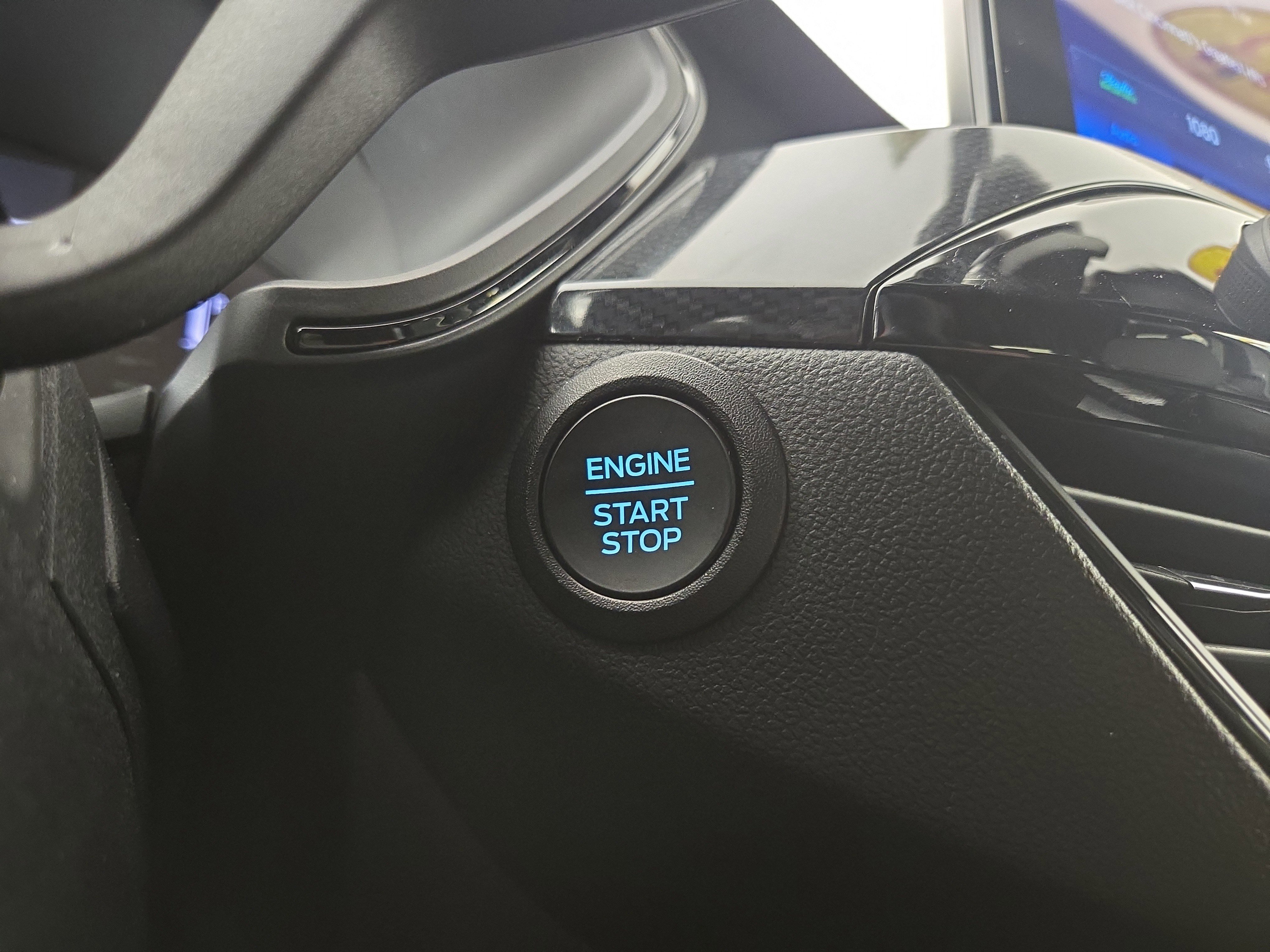 Used 2023 Ford Escape ST-Line image 24