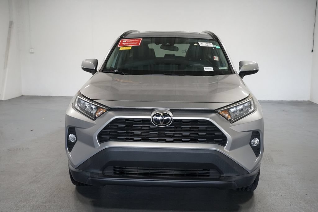 Used 2021 Toyota RAV4 XLE Premium FWD image 2