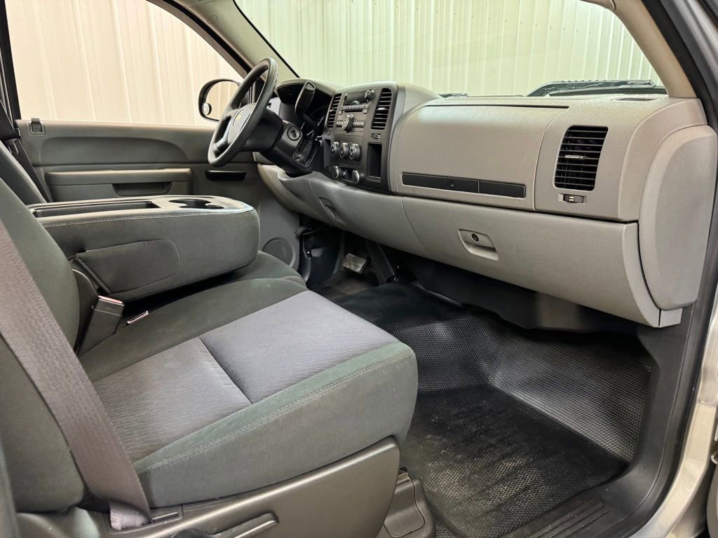 Used 2013 Chevrolet Silverado 1500 W/T w/ LS Package image 17