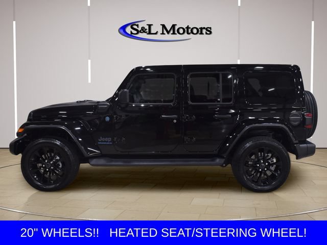 Used 2025 Jeep Wrangler Unlimited Sahara AWD/4WD image 4
