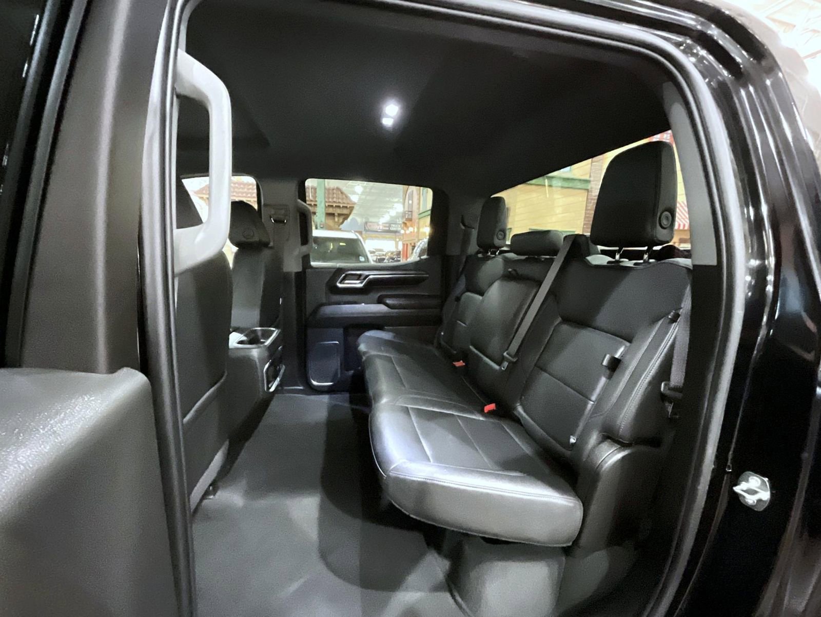 Used 2024 Chevrolet Silverado 1500 LTZ AWD/4WD image 19