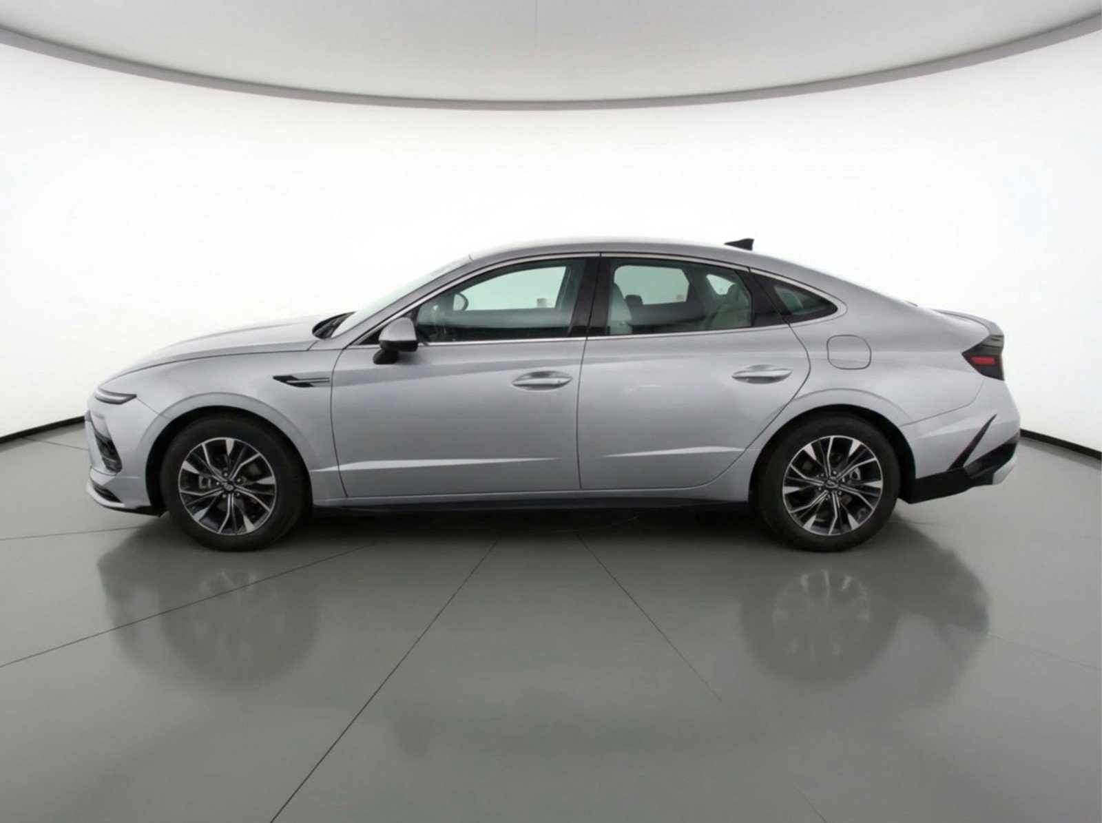 Used 2025 Hyundai Sonata SEL image 5
