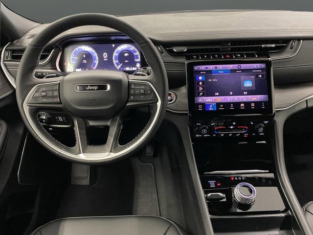 New 2025 Jeep Grand Cherokee L Limited w/ Black Appearance Package image 5