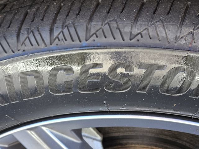 Used 2024 Volkswagen Jetta SE image 11