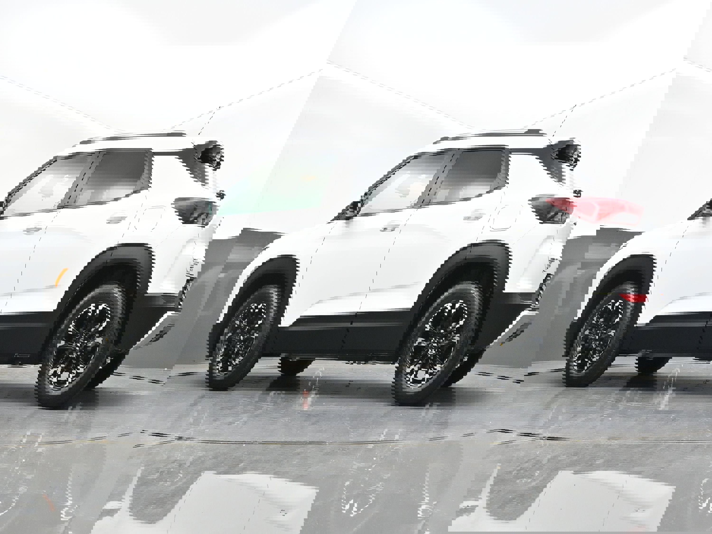 Used 2023 Chevrolet TrailBlazer LT image 38