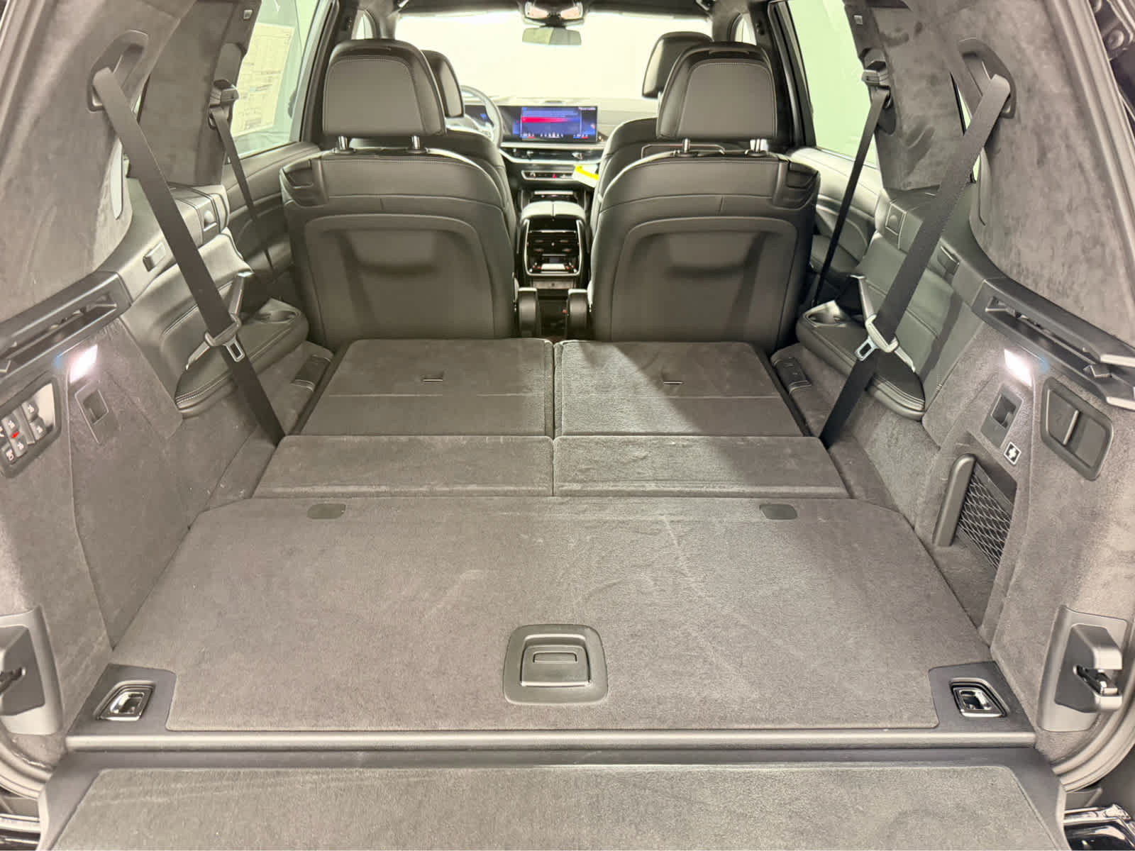 New 2027 BMW X7 M60i AWD/4WD image 22