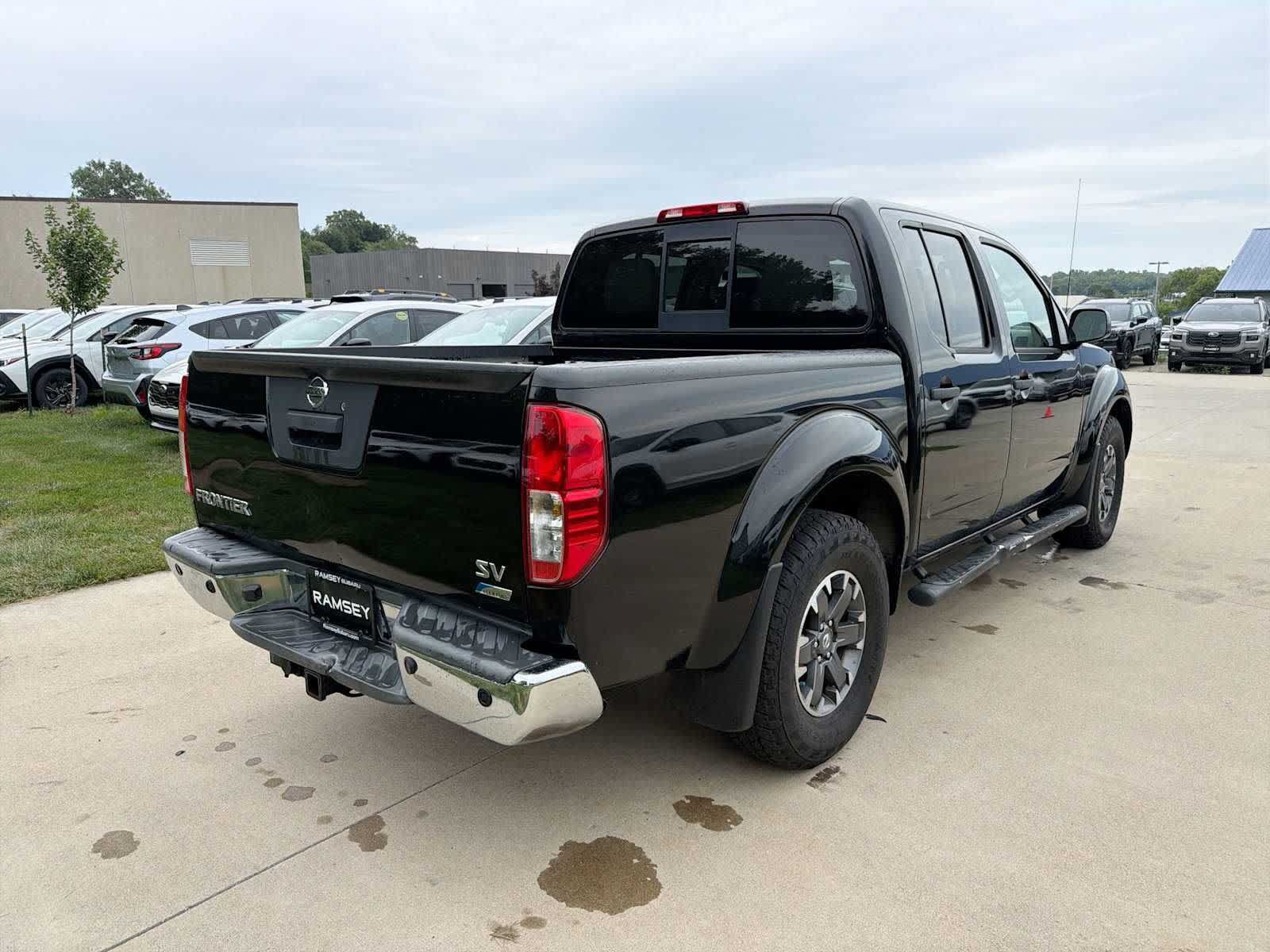 Used 2018 Nissan Frontier SV w/ Value Truck Package RWD image 6