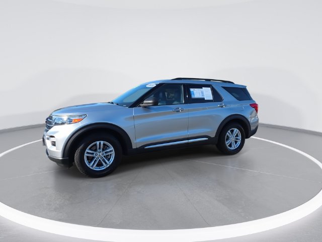 Used 2020 Ford Explorer XLT w/ Equipment Group 202A RWD image 4