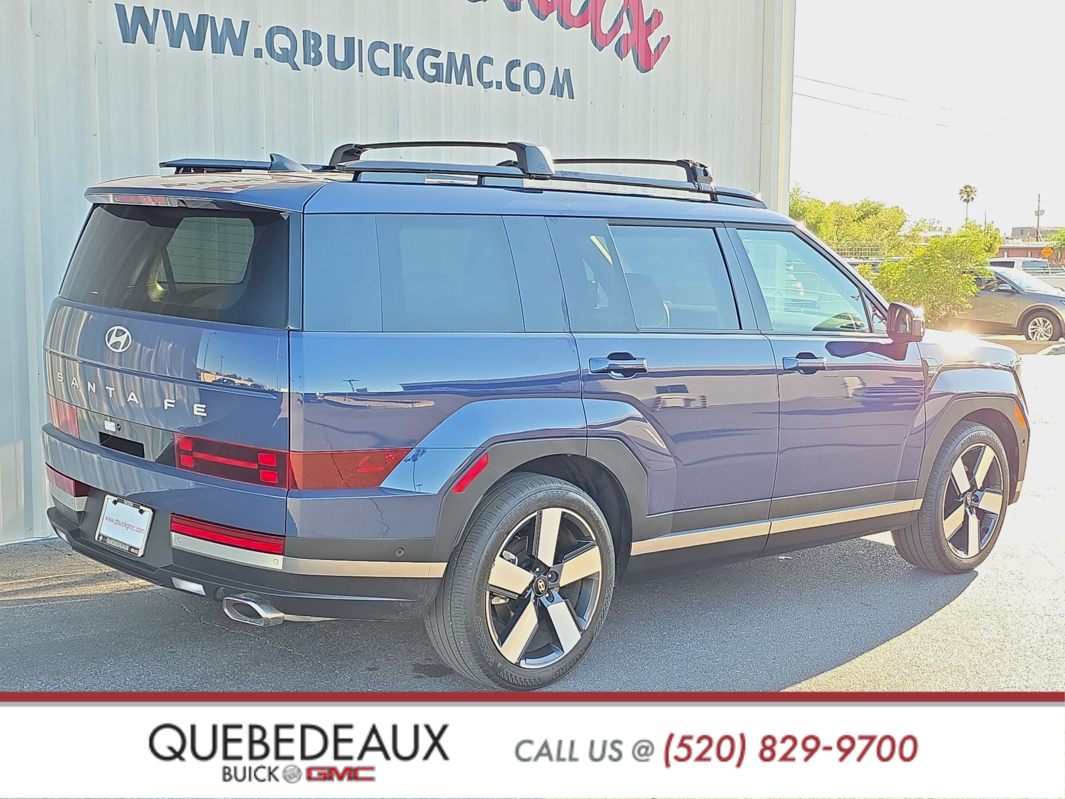 Used 2025 Hyundai Santa Fe Limited FWD image 8