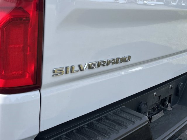 Used 2019 Chevrolet Silverado 1500 LT Trail Boss AWD/4WD image 12