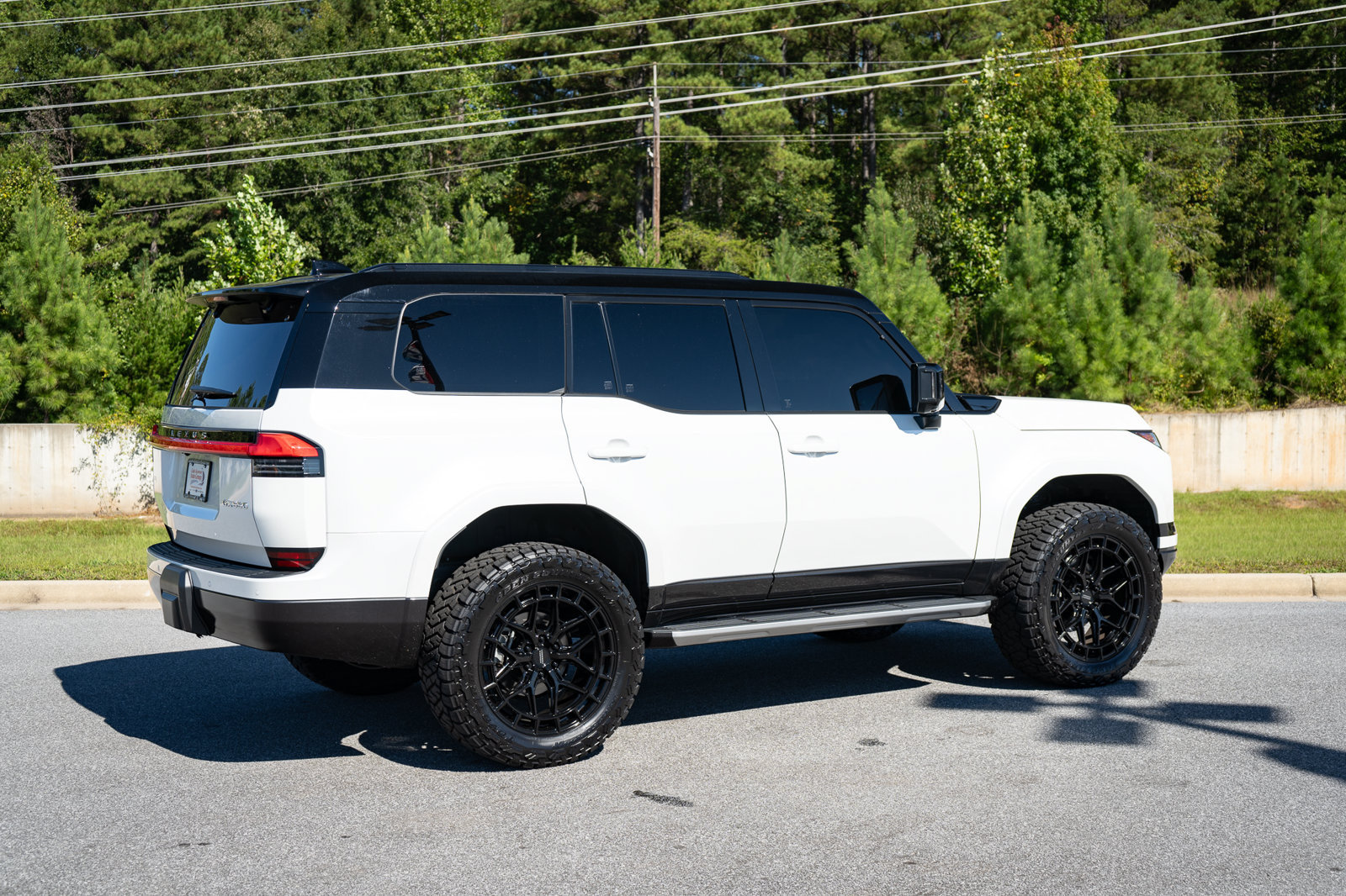 Used 2025 Lexus GX 550 AWD/4WD image 18