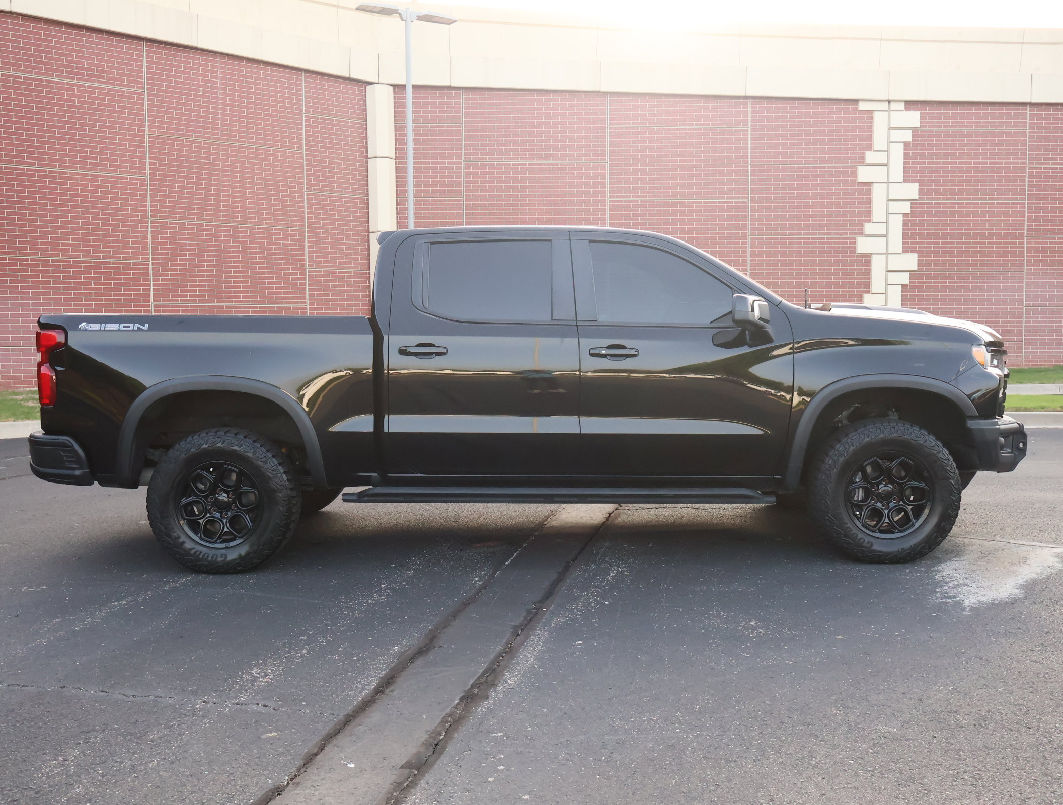 Used 2023 Chevrolet Silverado 1500 ZR2 w/ ZR2 Bison Edition AWD/4WD image 38