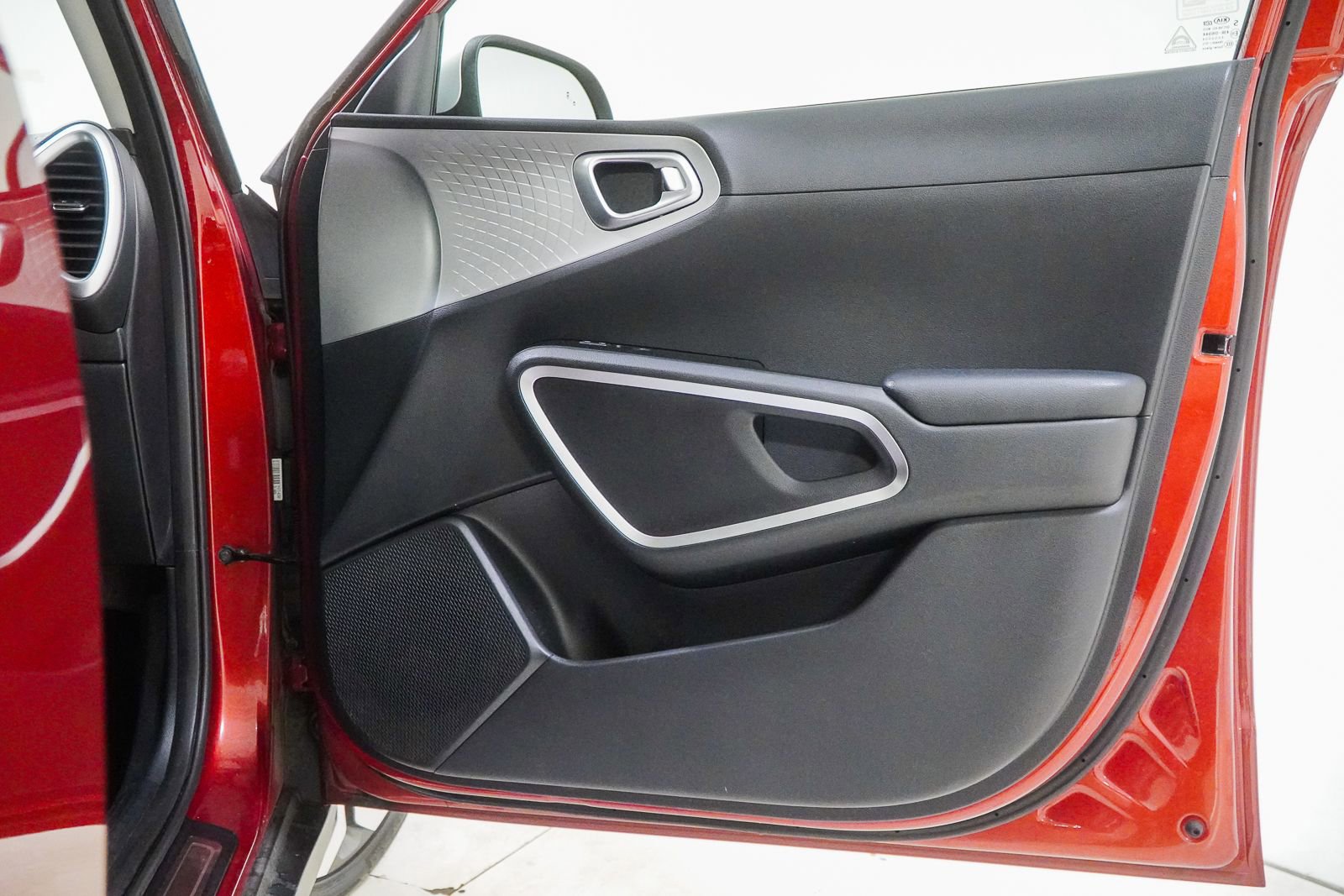 Used 2020 Kia Soul X-Line FWD image 32