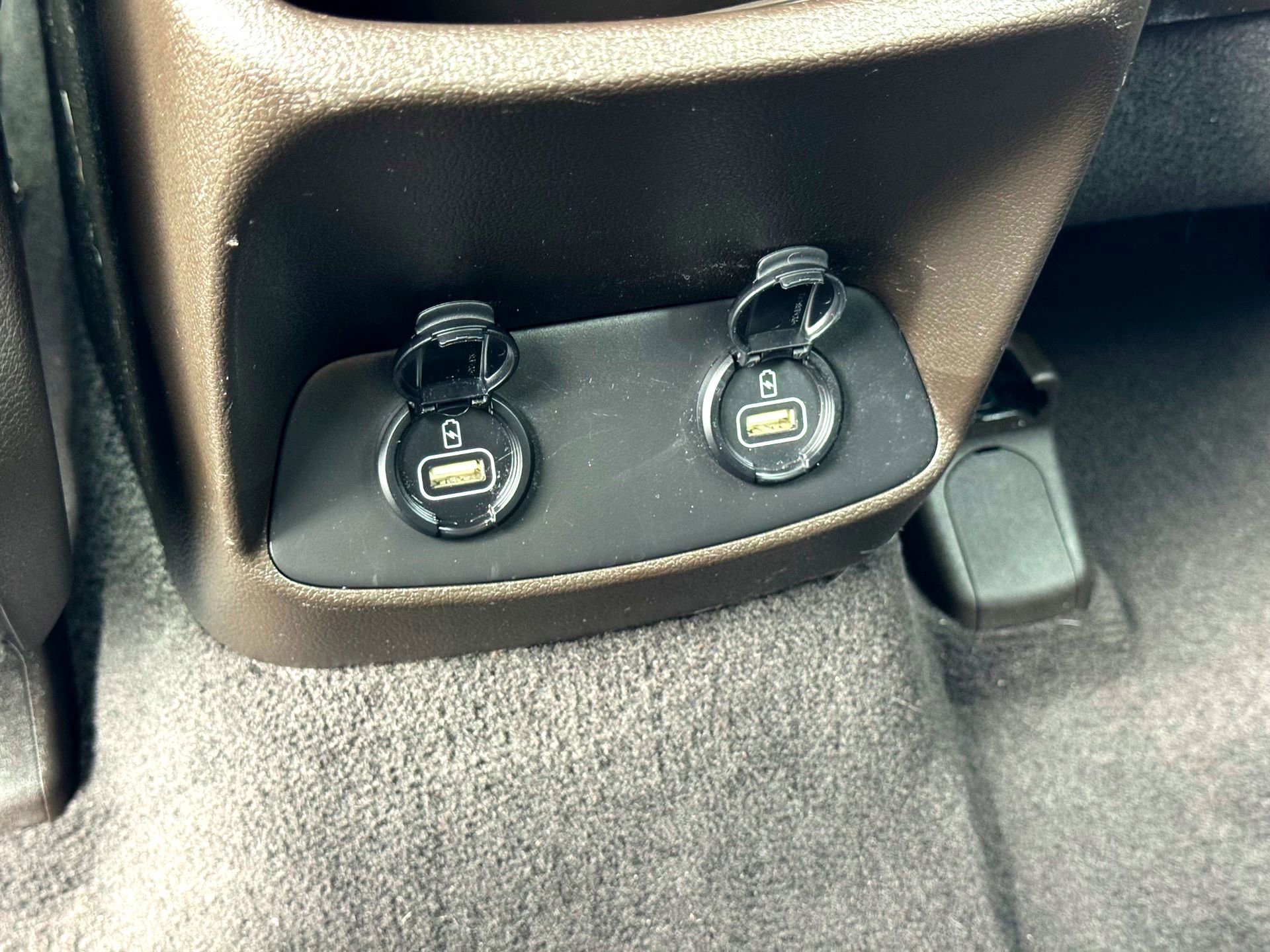 Used 2019 Hyundai Santa Fe Limited FWD image 21