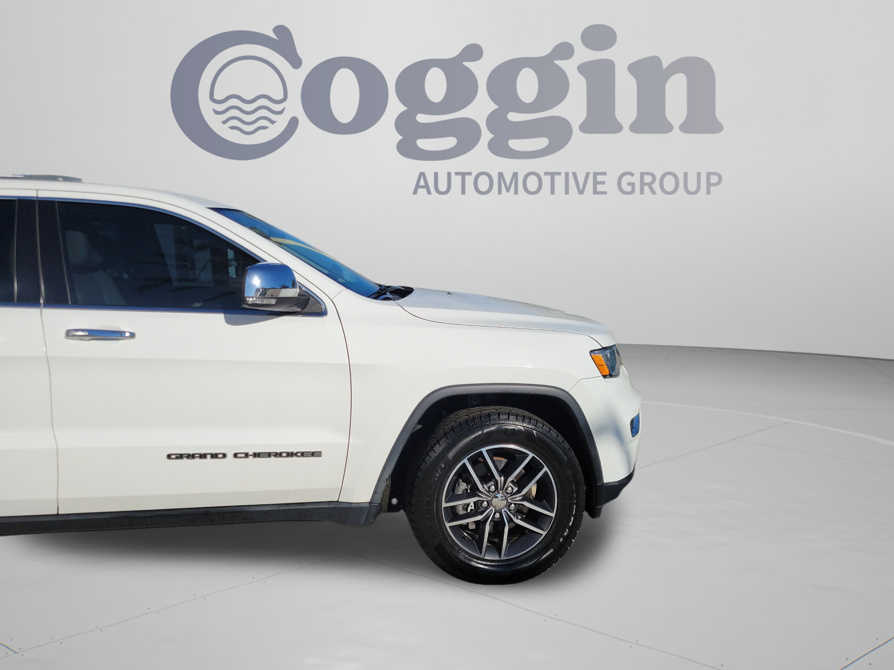 Used 2018 Jeep Grand Cherokee Limited w/ Trailer Tow Group IV AWD/4WD image 34