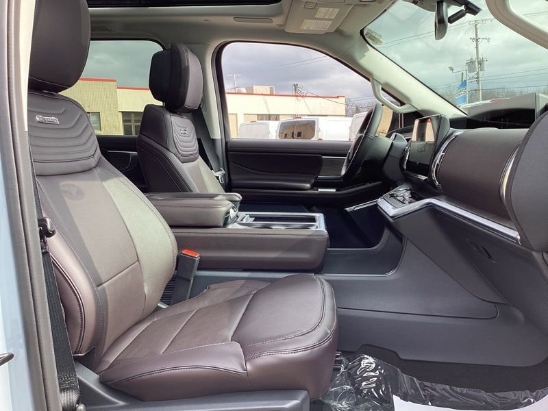 New 2026 Ford Expedition Platinum w/ Platinum Ultimate Package image 28