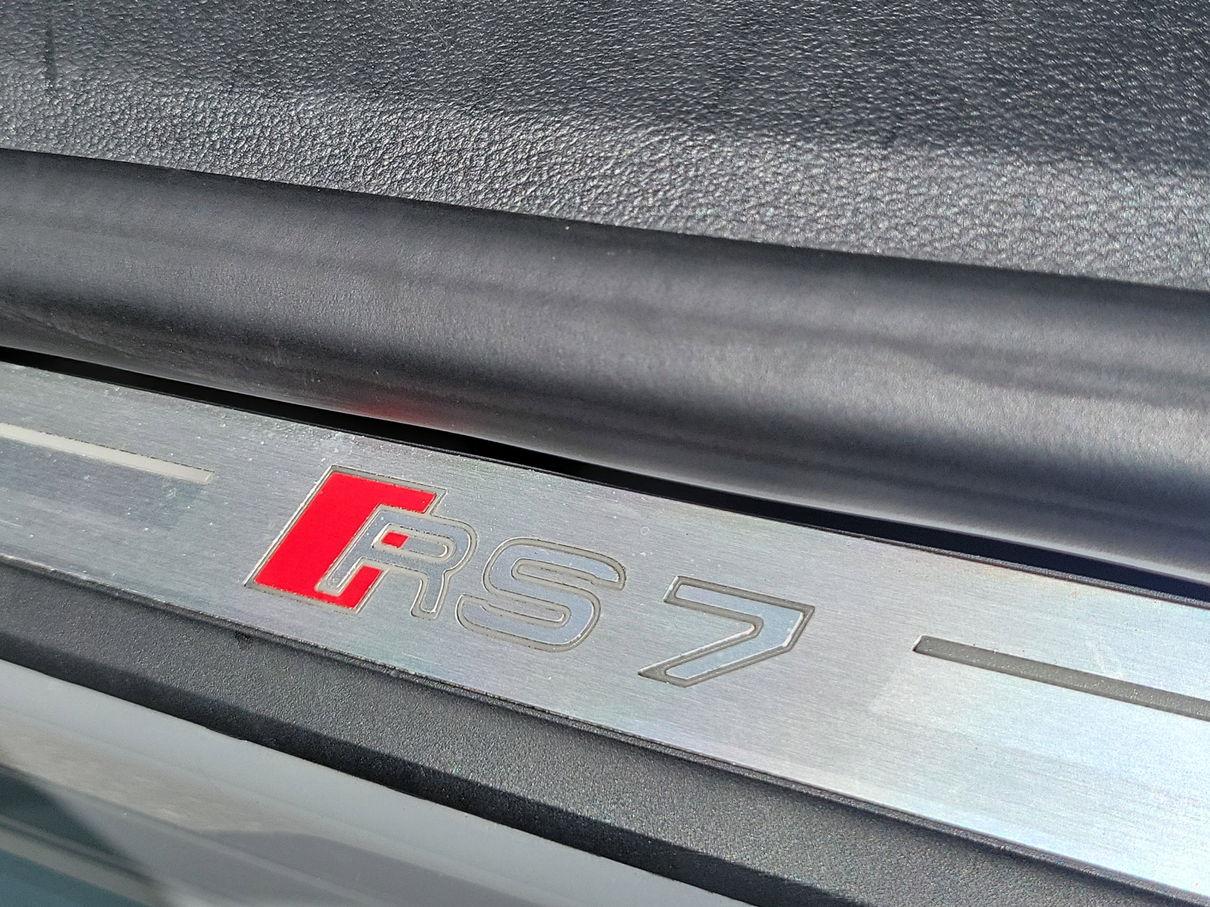 Used 2021 Audi RS 7 Sportback AWD/4WD image 25