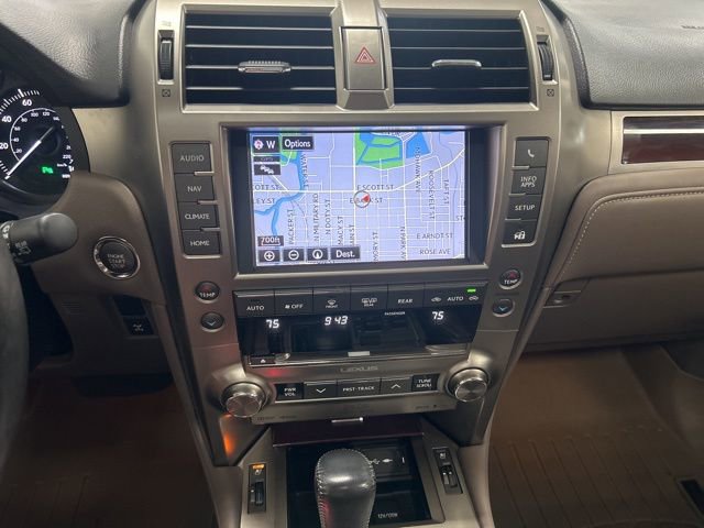 Used 2014 Lexus GX 460 Luxury w/ Preferred Accessory Package image 18