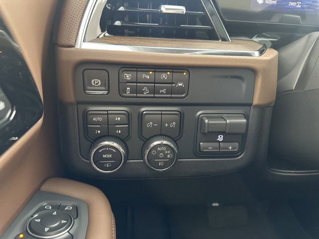 New 2026 Chevrolet Suburban High Country image 19