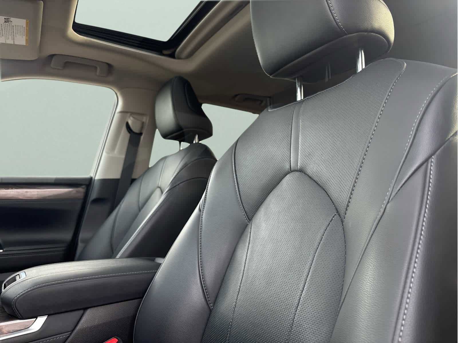 Used 2020 Toyota Highlander Limited image 36